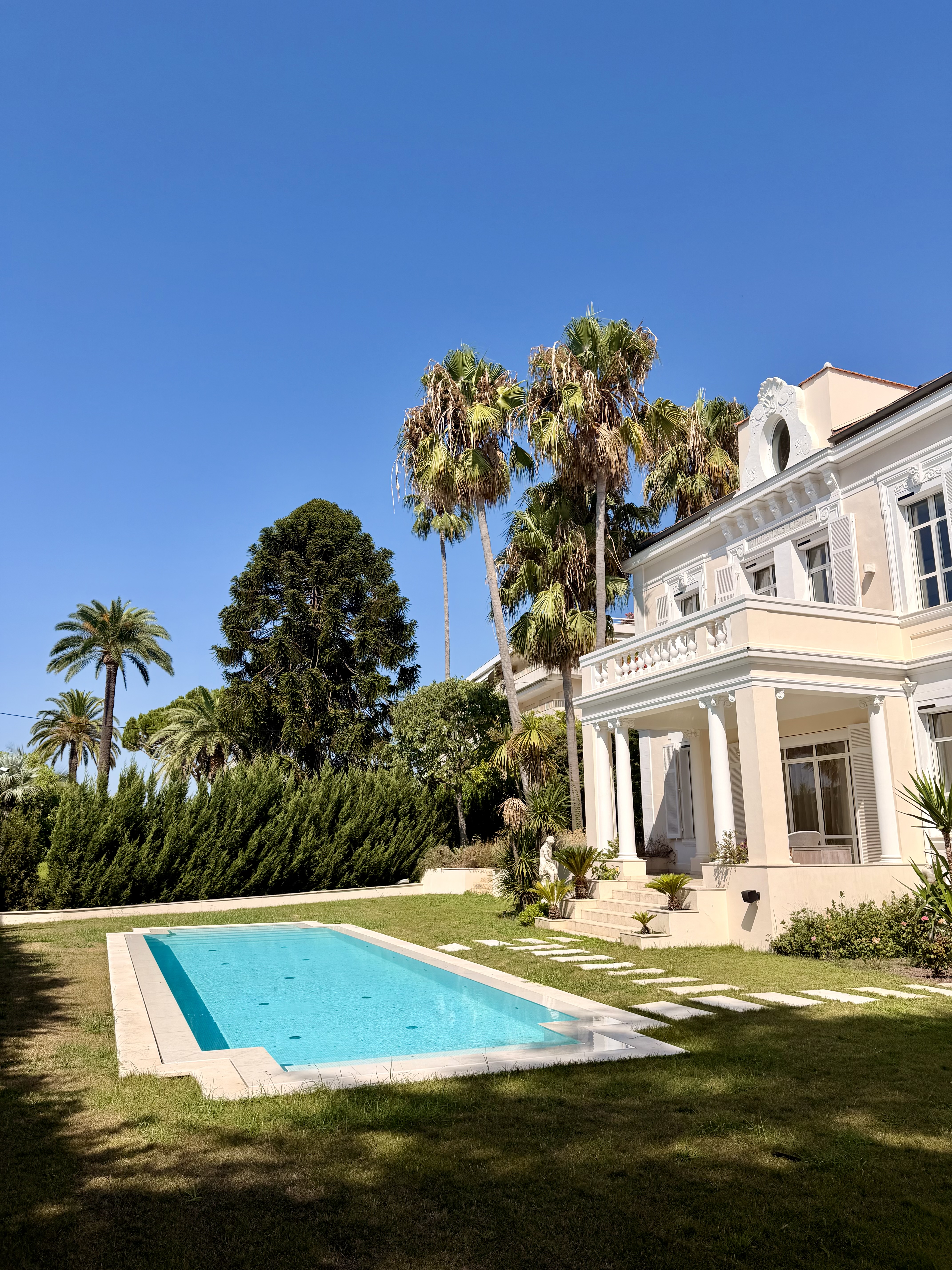 Location Villa NaÏades - Conciergerie Coast Pearls Cannes